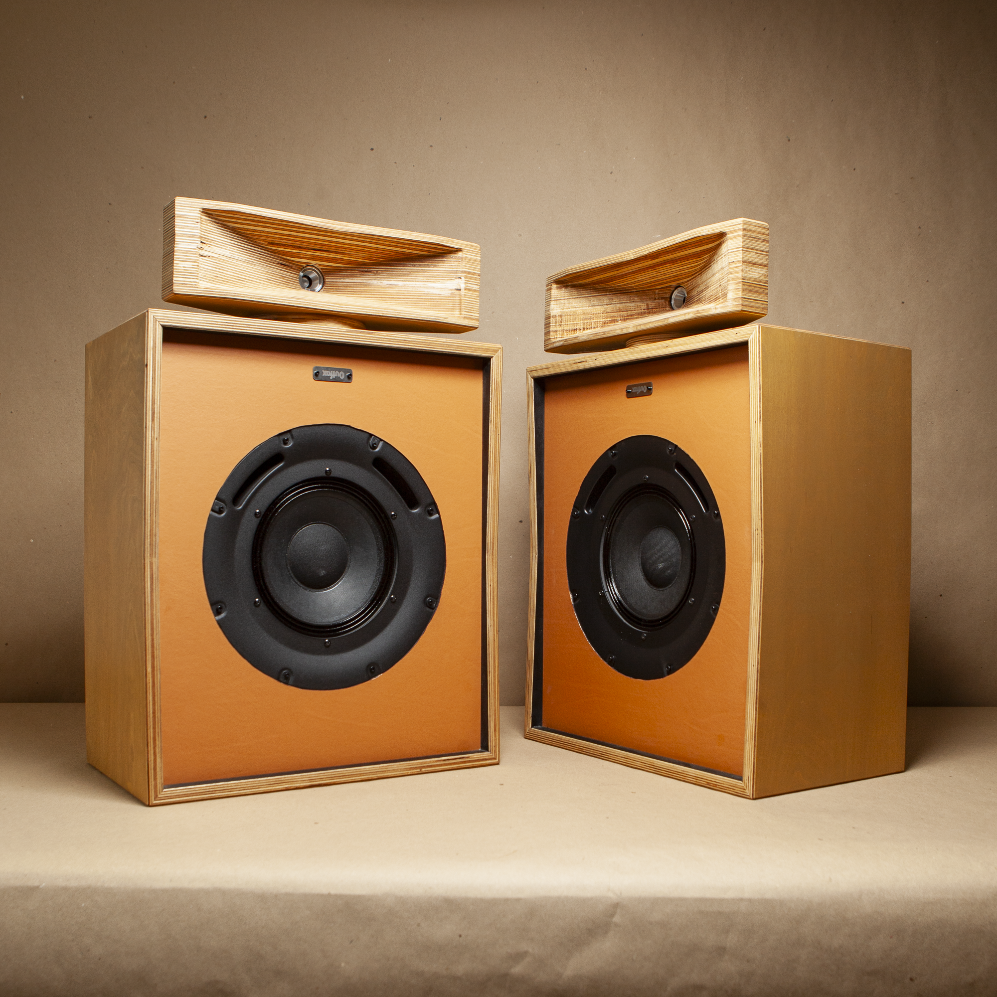 Bull 8" | Altavoces Pasivos Outfox
