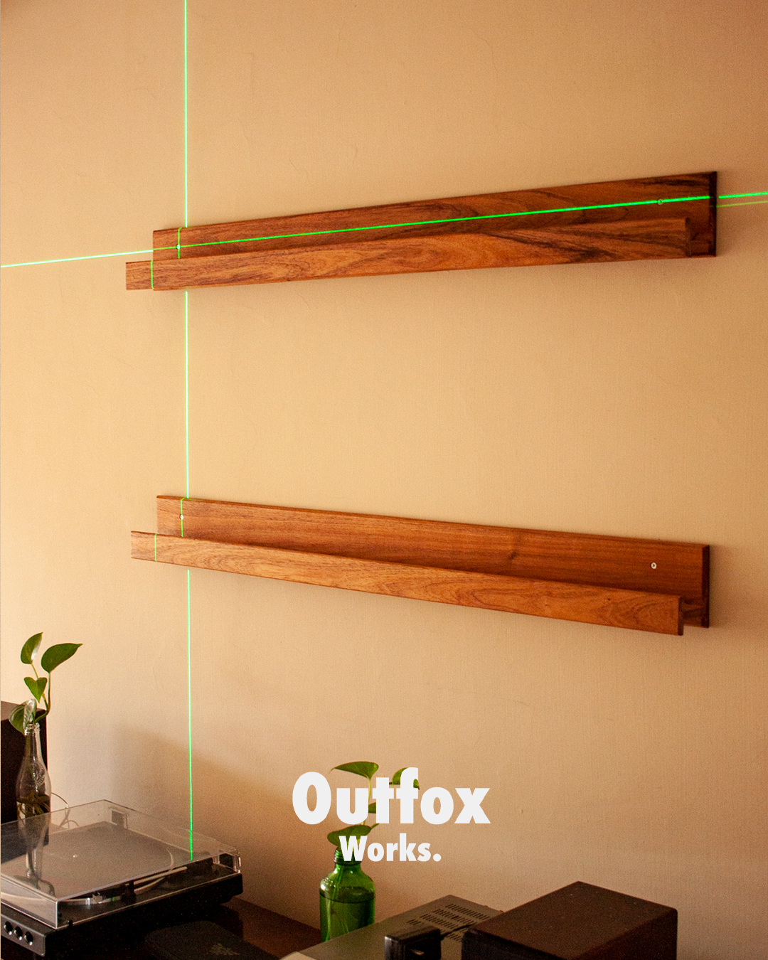 Repisa de Madera para 3 Vinilos / LP's 120cm "Koala"